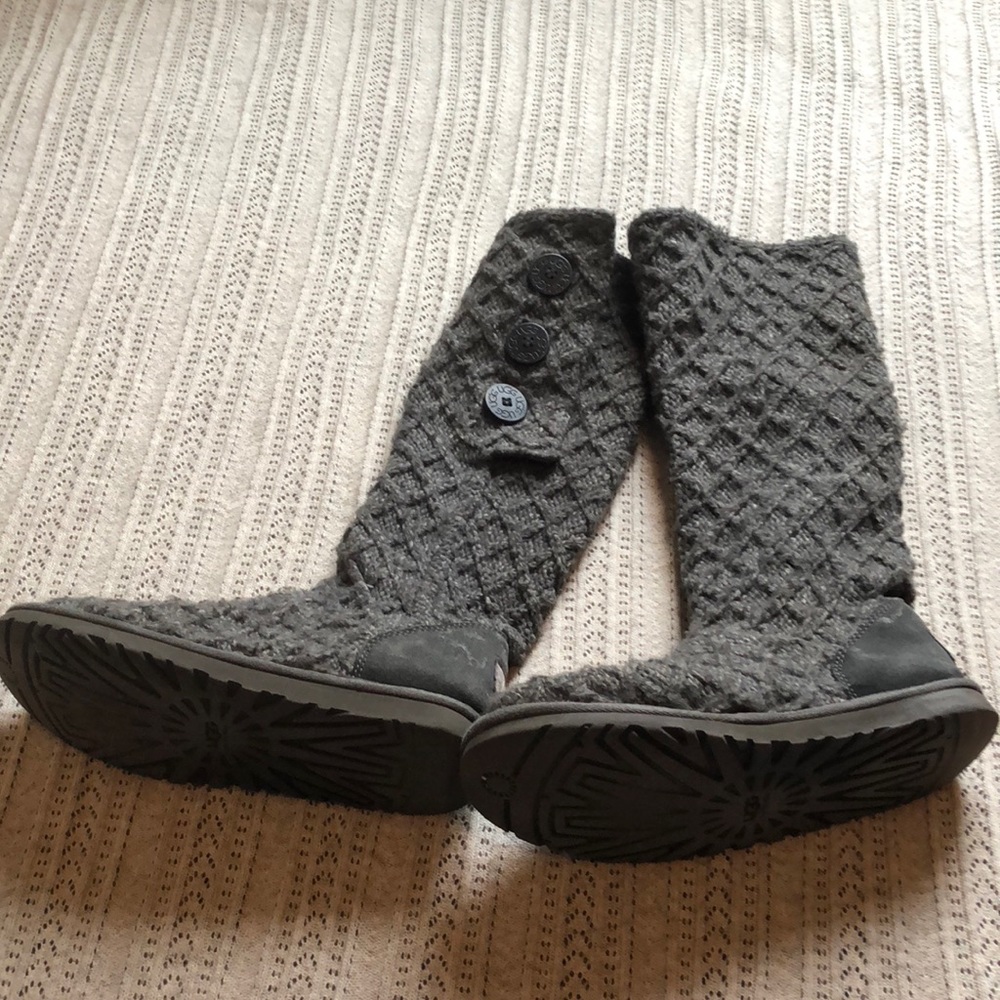 Sweater ugg boots. Size 9